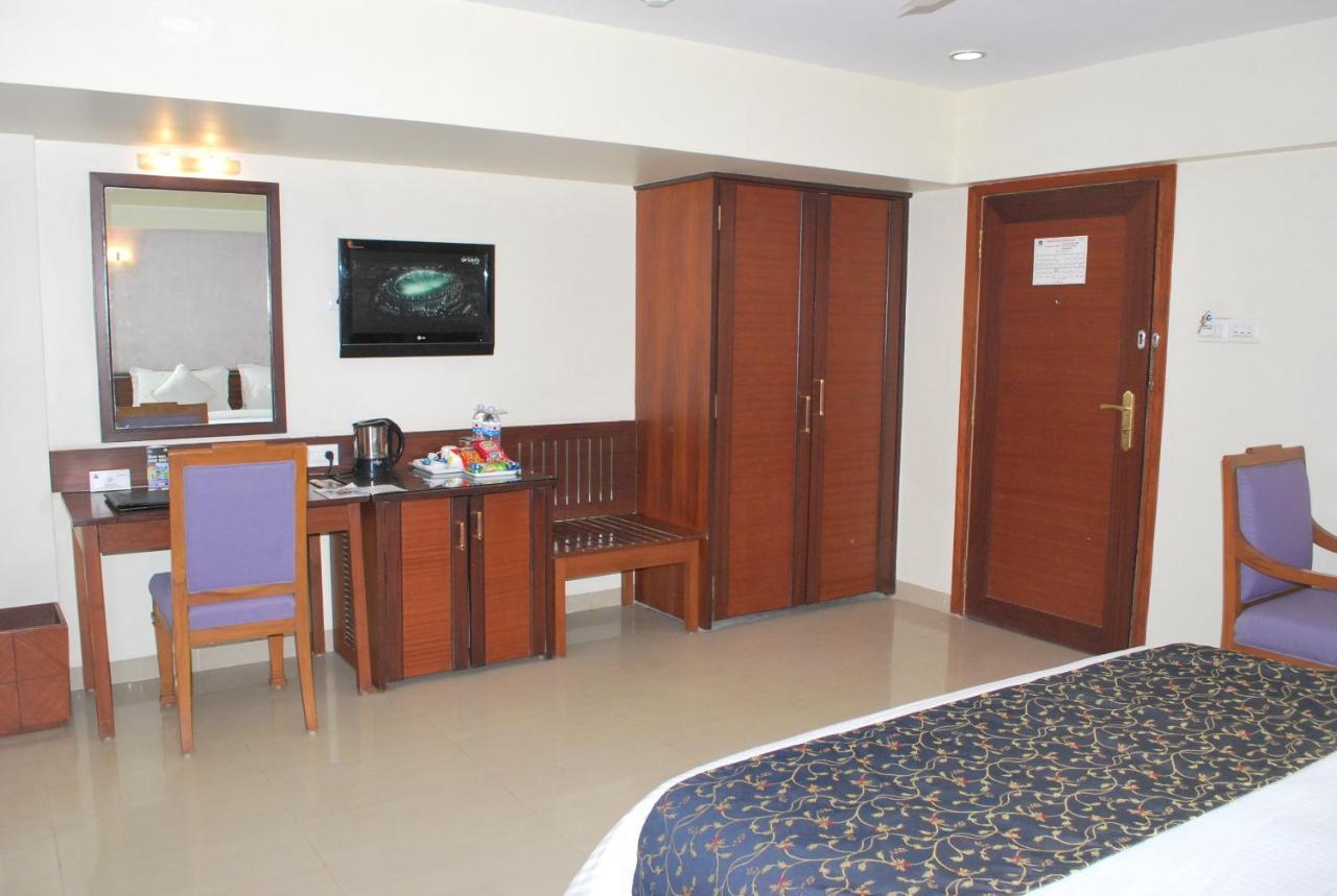 Hotel Abigail Regency Sirdi Kültér fotó