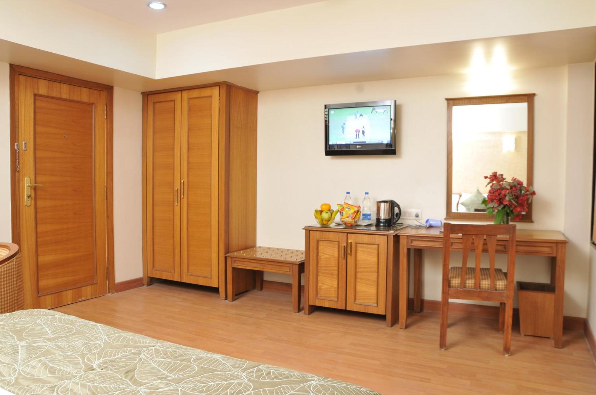 Hotel Abigail Regency Sirdi Kültér fotó