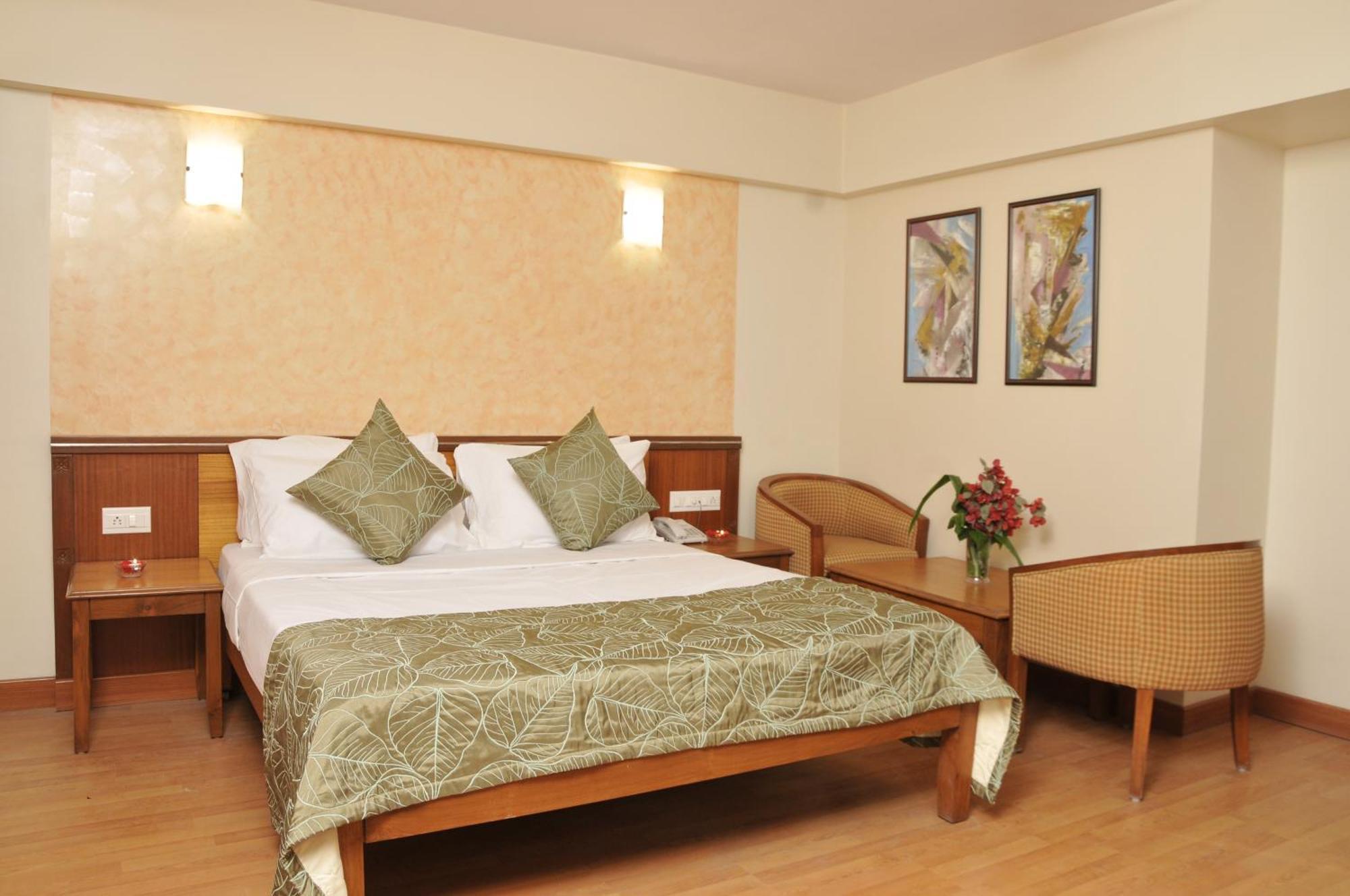 Hotel Abigail Regency Sirdi Kültér fotó