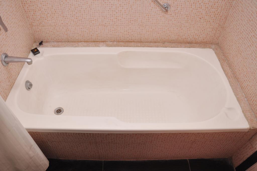 Hotel Abigail Regency Sirdi Kültér fotó